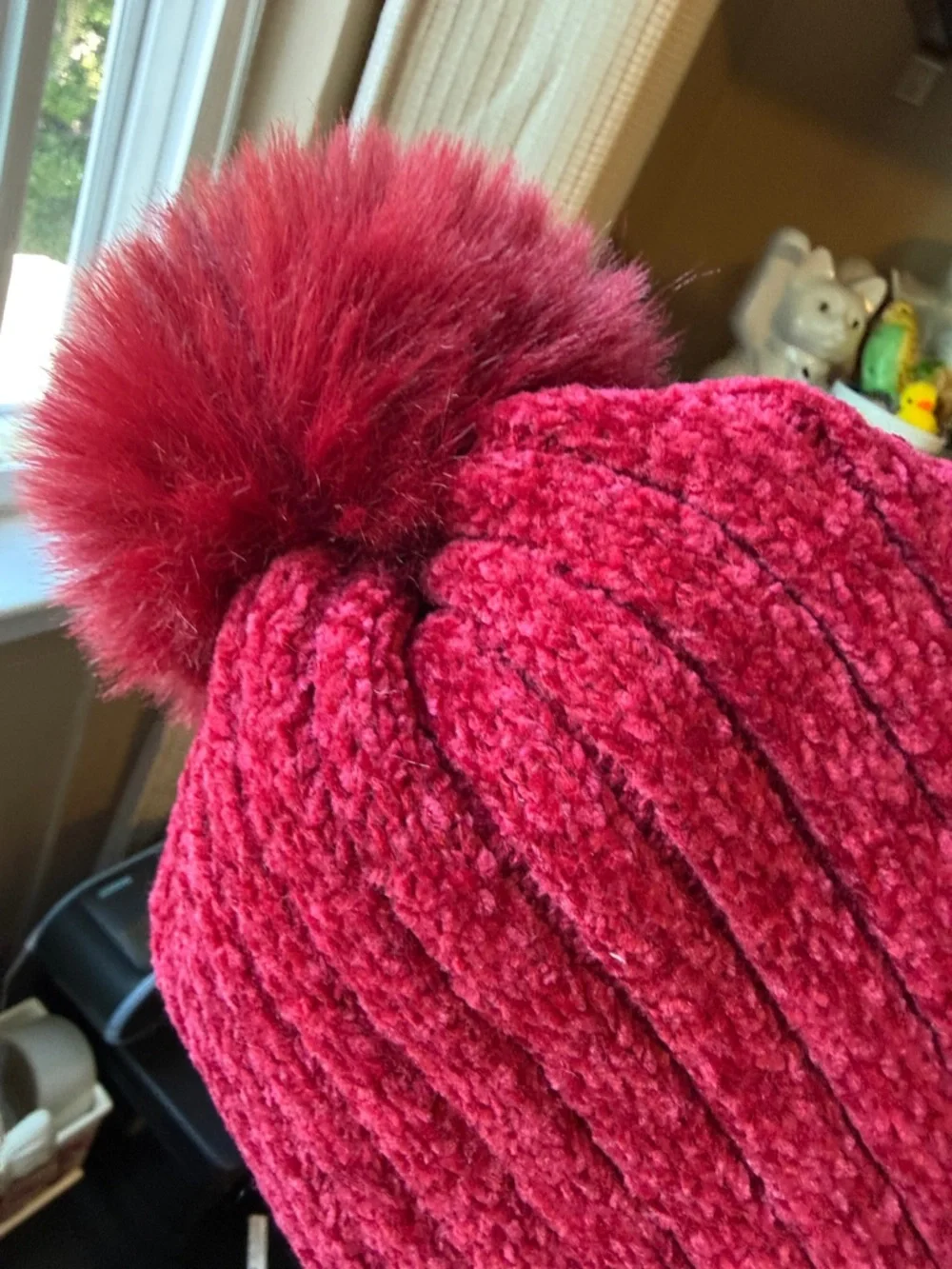 Cranberry Red Chenille Ribbed Knit Beanie Faux Fur Pom Pom Winter Hat OS